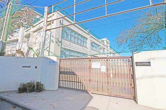 区立神明中学校