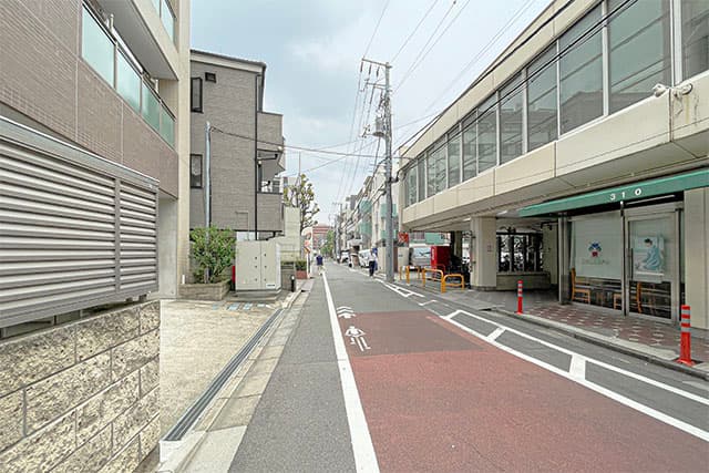 前面道路①