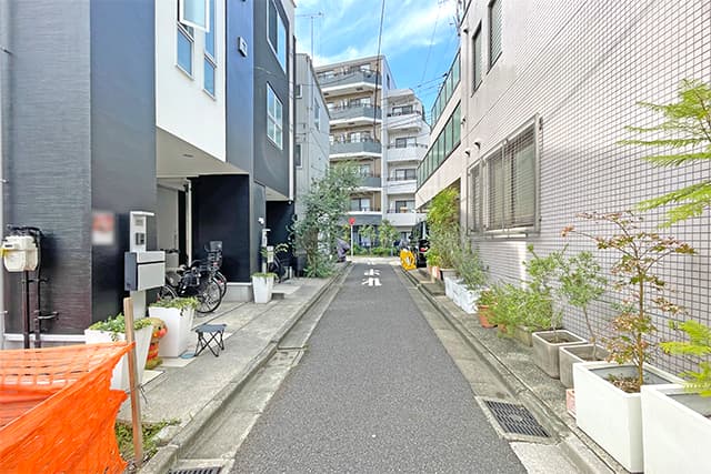 前面道路①