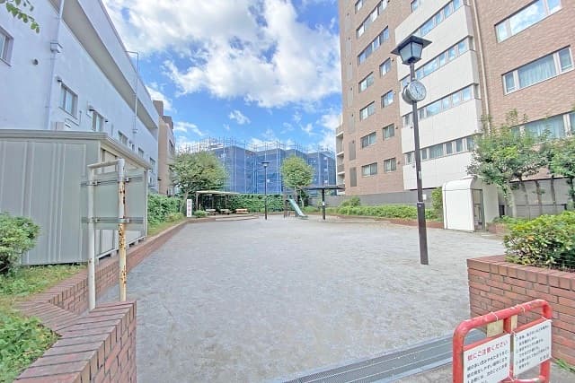小石川１丁目児童公園