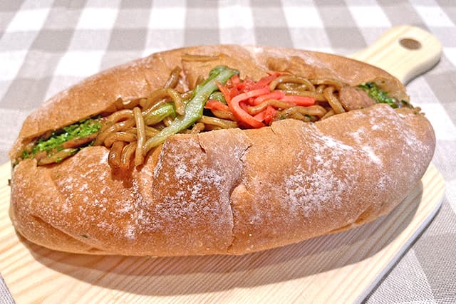 焼きそばパン