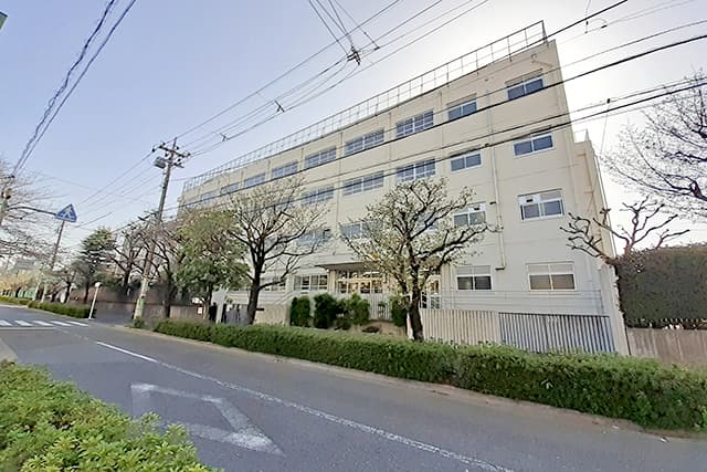 区立駒沢中学校