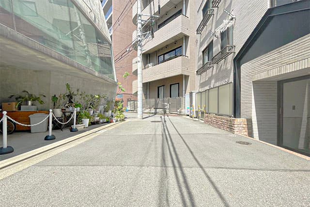 前面道路①