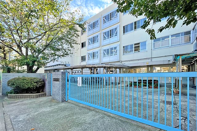 区立弦巻中学校
