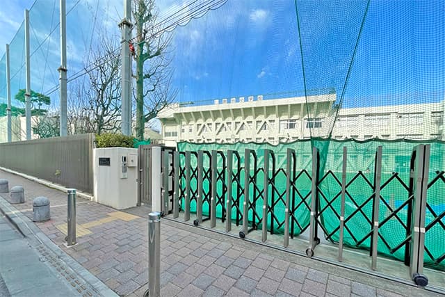 区立旗台小学校