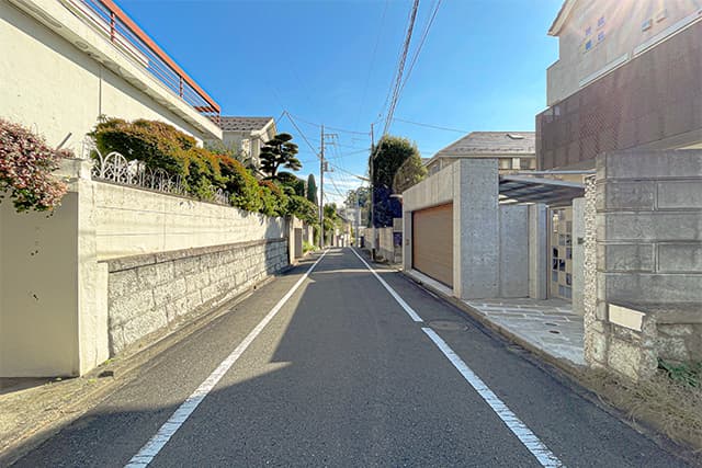 前面道路①