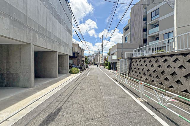 前面道路①
