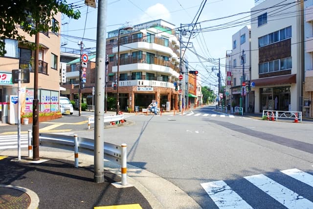 小山７丁目交差点