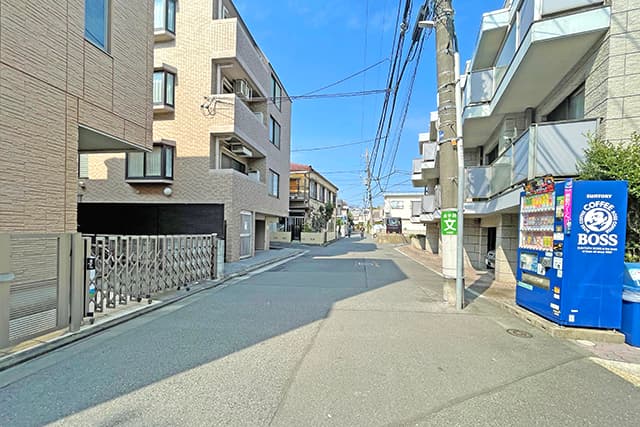 前面道路①