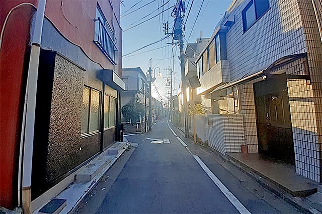 前面道路①