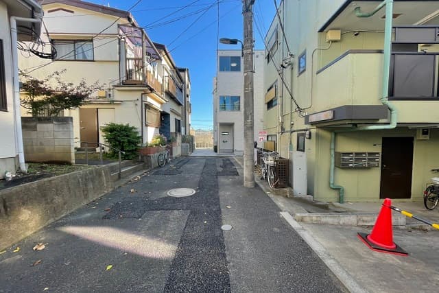 前面道路①
