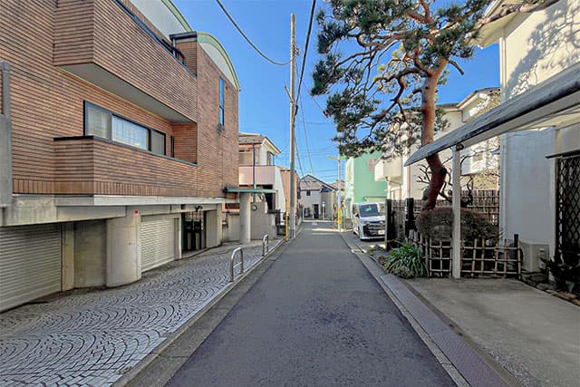 前面道路①