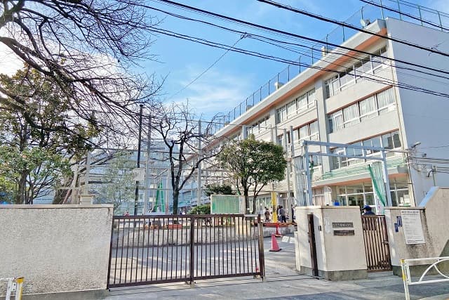 区立東根小学校