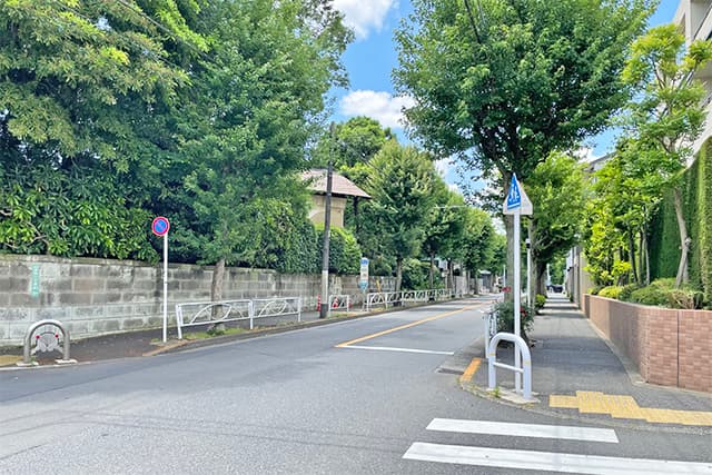 前面道路②（深沢学園通り）