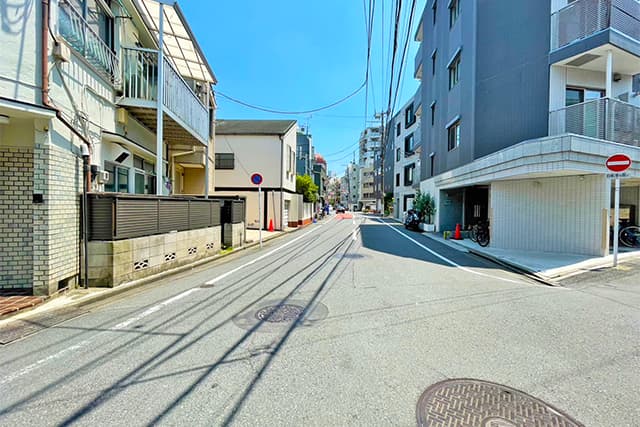 周辺道路①（上高田中通り）