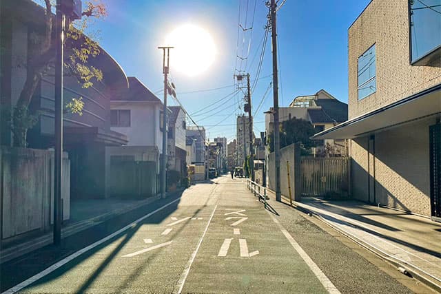 前面道路①