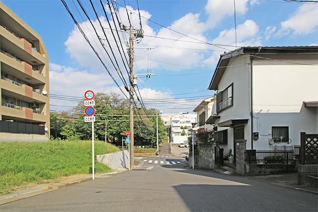 前面道路①