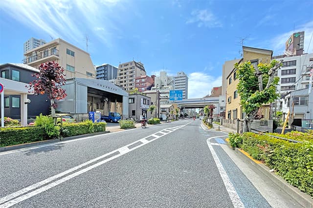 周辺環境②（世田谷観音通り）