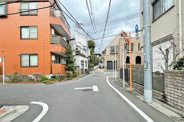 前面道路①