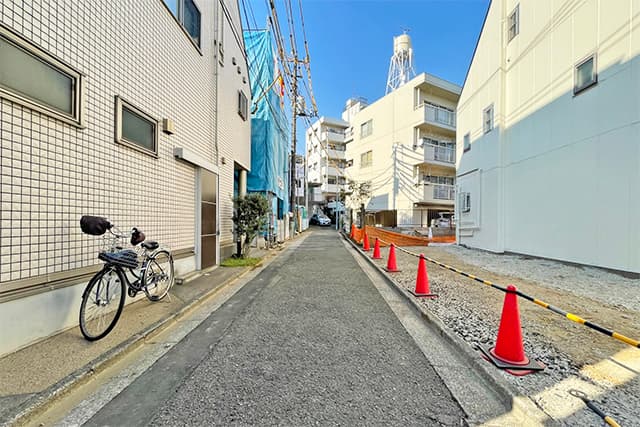 前面道路①