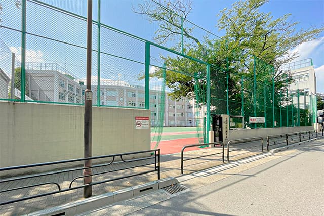 区立松沢中学校