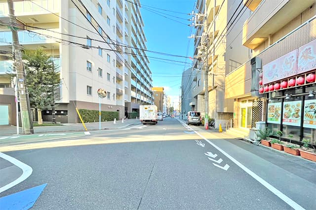 周辺道路②（和泉通り）