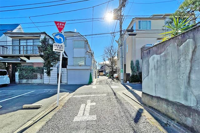 前面道路①