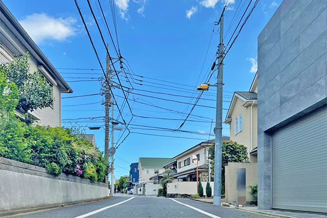 前面道路①