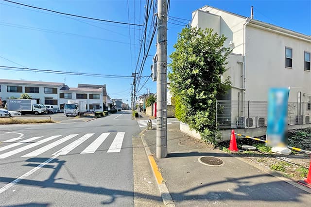 前面道路①
