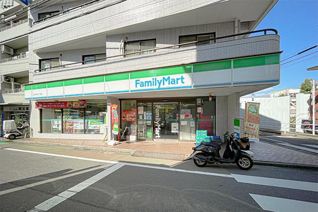 ファミリーマート品川中延六丁目店