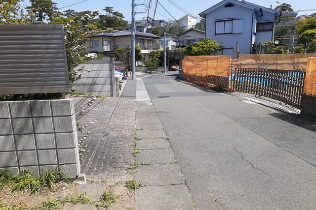 前面道路①