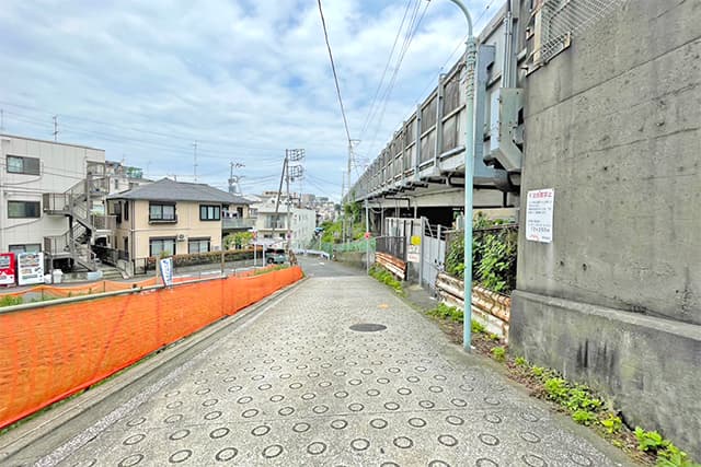 前面道路①