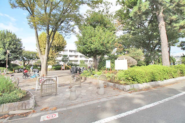 世田谷新町公園