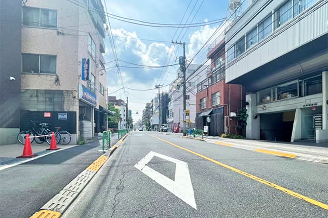 周辺環境②（本郷通り）