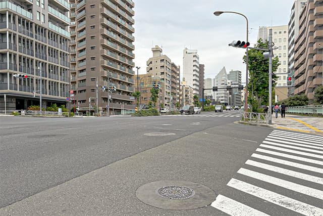 周辺環境①（桜田通り）