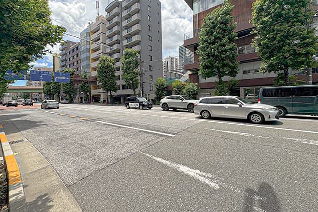 周辺環境②（外苑西通り）
