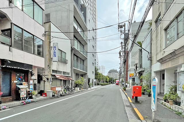 前面道路①