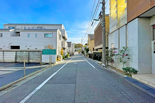 前面道路①