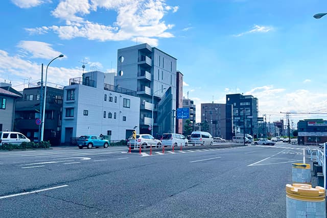 周辺環境①（井の頭通り）