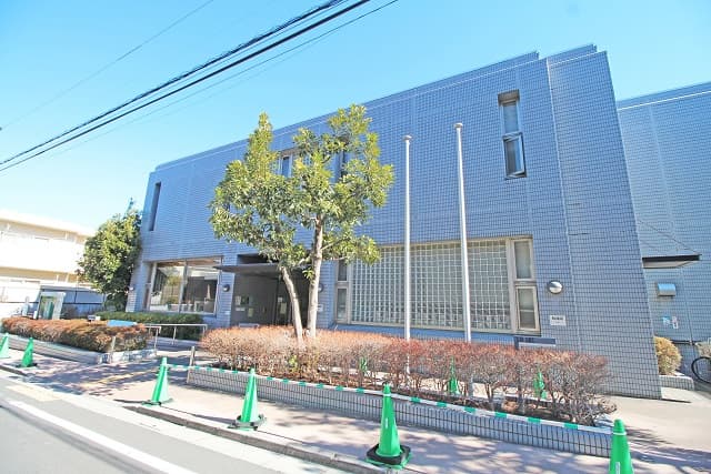 西荻図書館