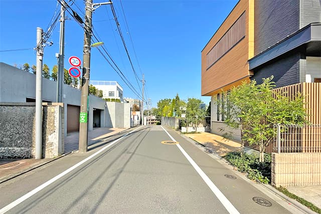 前面道路①