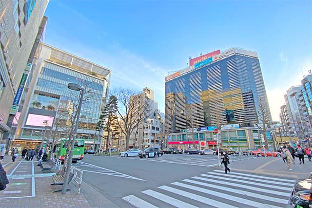 恵比寿駅前（西口）