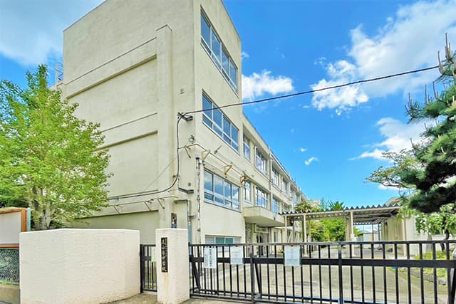 区立尾山台中学校