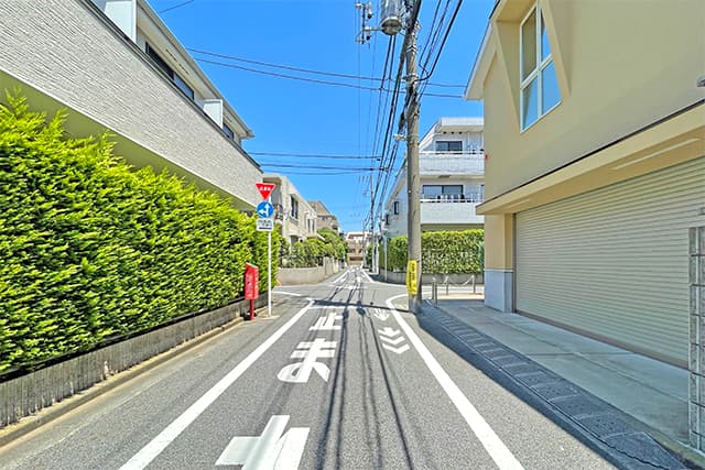 前面道路①