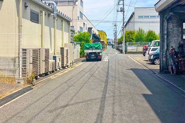 前面道路①