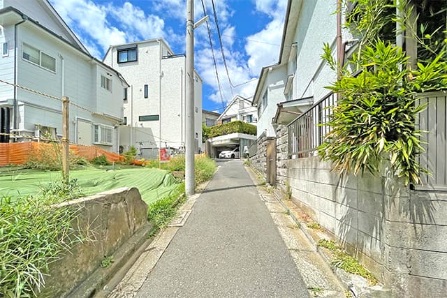 前面道路①