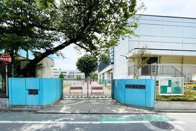 区立桜町小学校