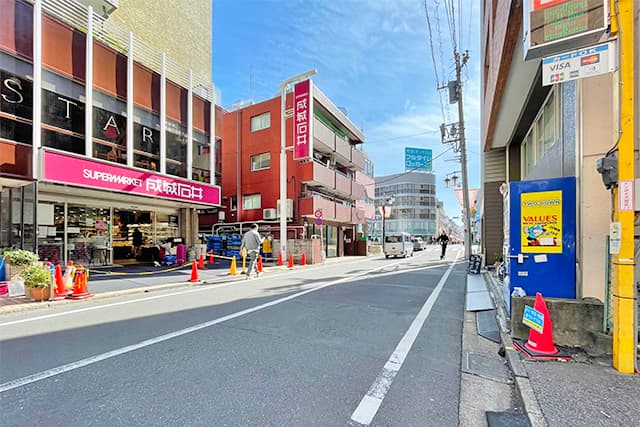 前面道路②（富ヶ谷1丁目通り）
