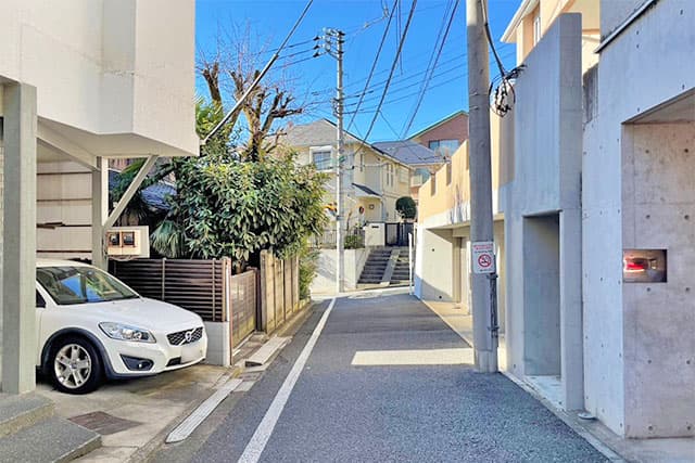 前面道路①