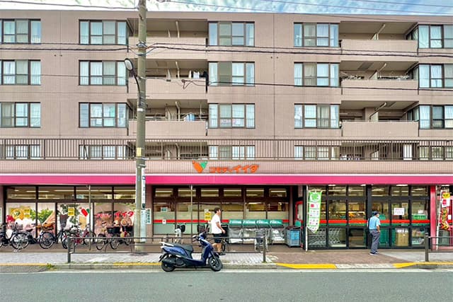 コモディイイダ氷川台店